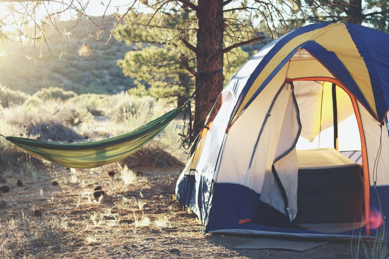 Vacances au camping : conseils et astuces pour un séjour réussi