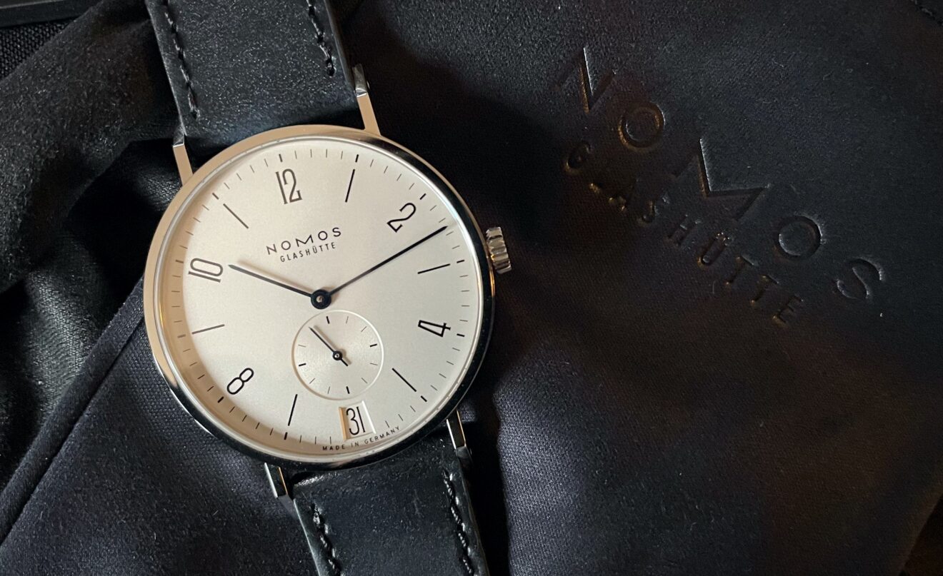 NOMOS Tangente 38 Date : cette montre n'a rien... et pourtant elle a tout !