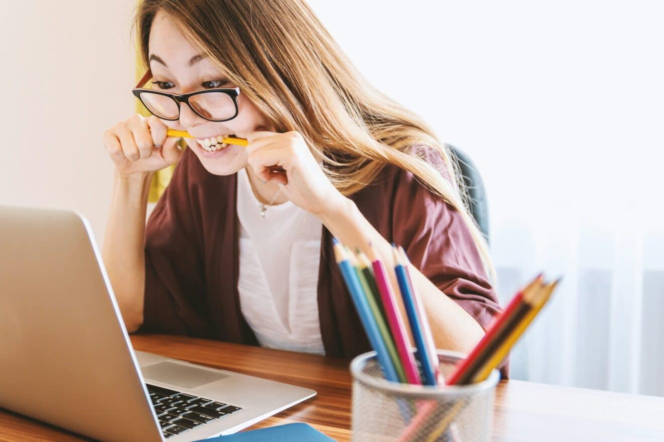 Les 10 meilleurs jobs étudiants pour gagner de l'argent facilement